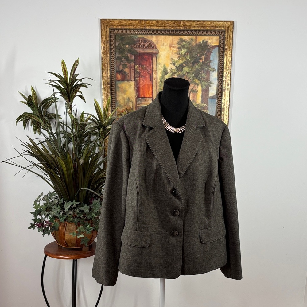 Le Suit Woman Plus 22W Elegant Women's Brown Blazer Lapel Notch Collar 3 Buttons
